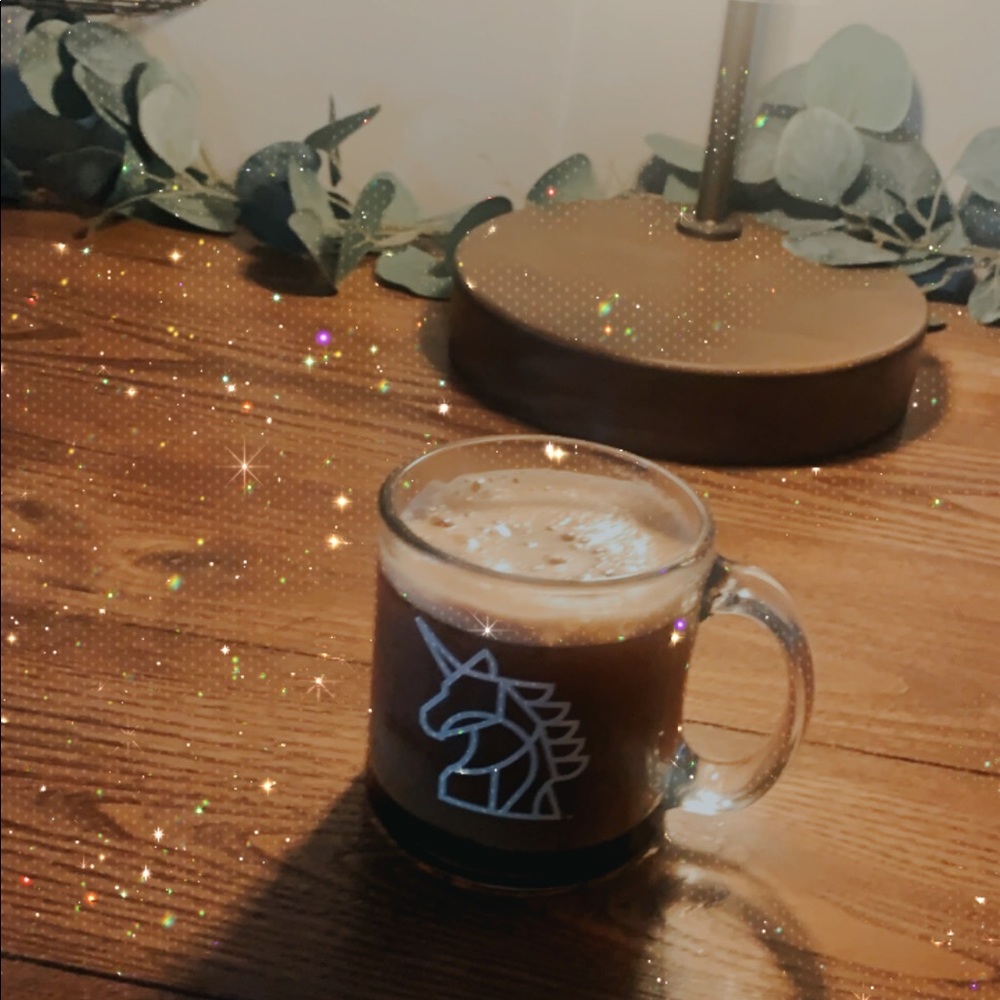 Meet your Posher, Emma